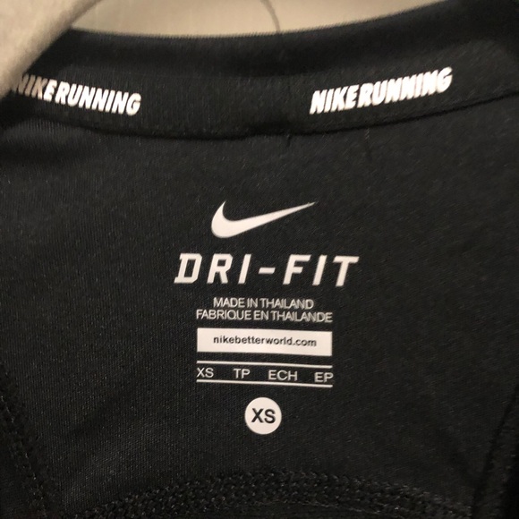 NWOT NIKE Dri Fit Womens Tank Top - Picture 3 of 5